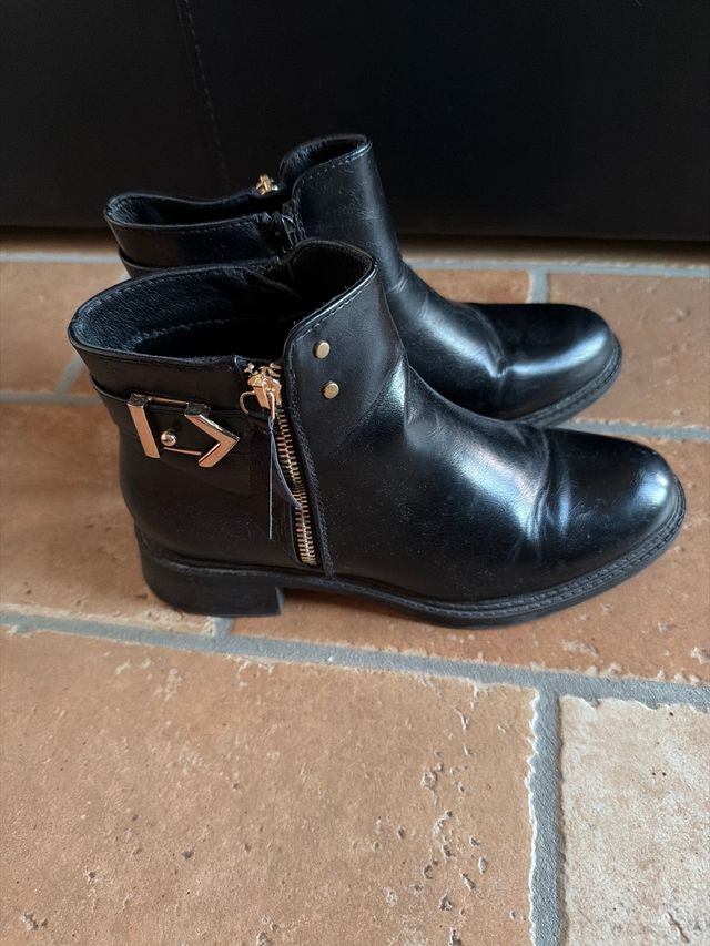 Stivaletti neri donna n. 38