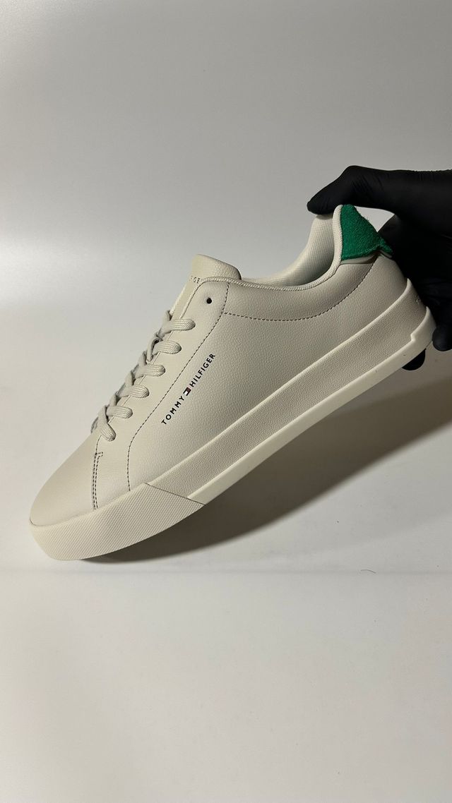Tommy Hilfiger Court Detail Cream - Size 45