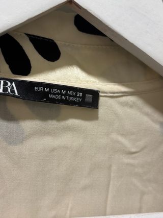 Vestido kimono Zara estampado floral