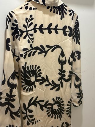 Vestido kimono Zara estampado floral