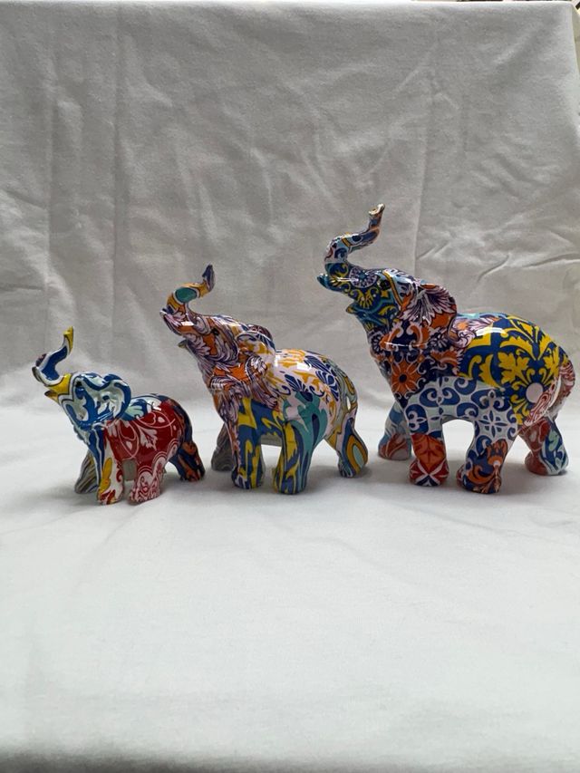 Elefante decorativo multicolor