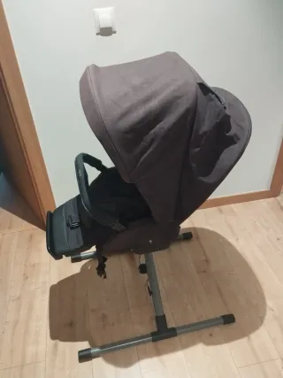 Inglesina Aptica Trio con ovetto, seggiolino e seggiolino auto Nero