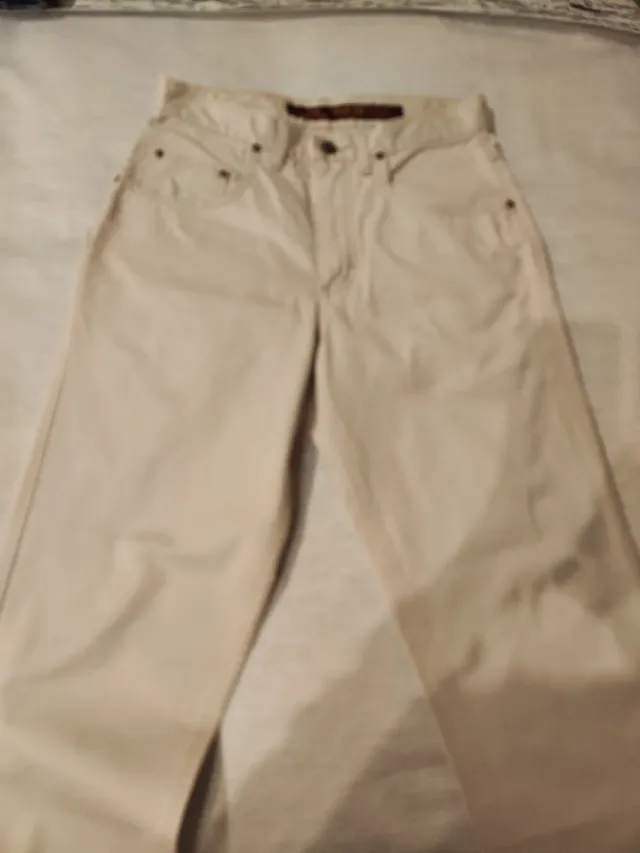 Pantalón vaquero beige talla 42