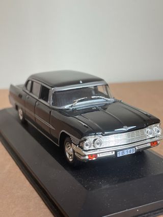 ZIL 111