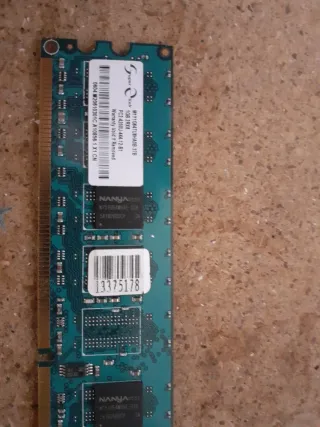 Memoria RAM Kingston, Nanya, Samsung