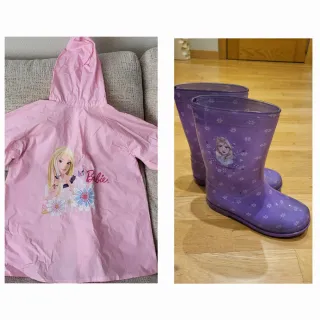 Lote chubasquero y botas lluvia niña