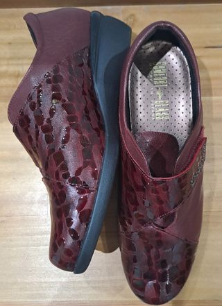 Zapatos Comfort Class velcro granates