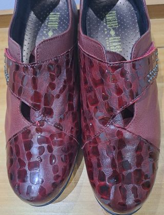 Zapatos Comfort Class velcro granates