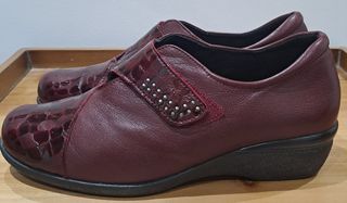 Zapatos Comfort Class velcro granates