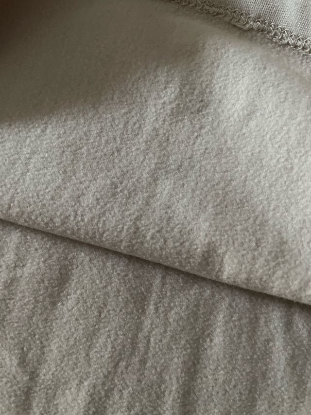 Jersey cuello alto beige