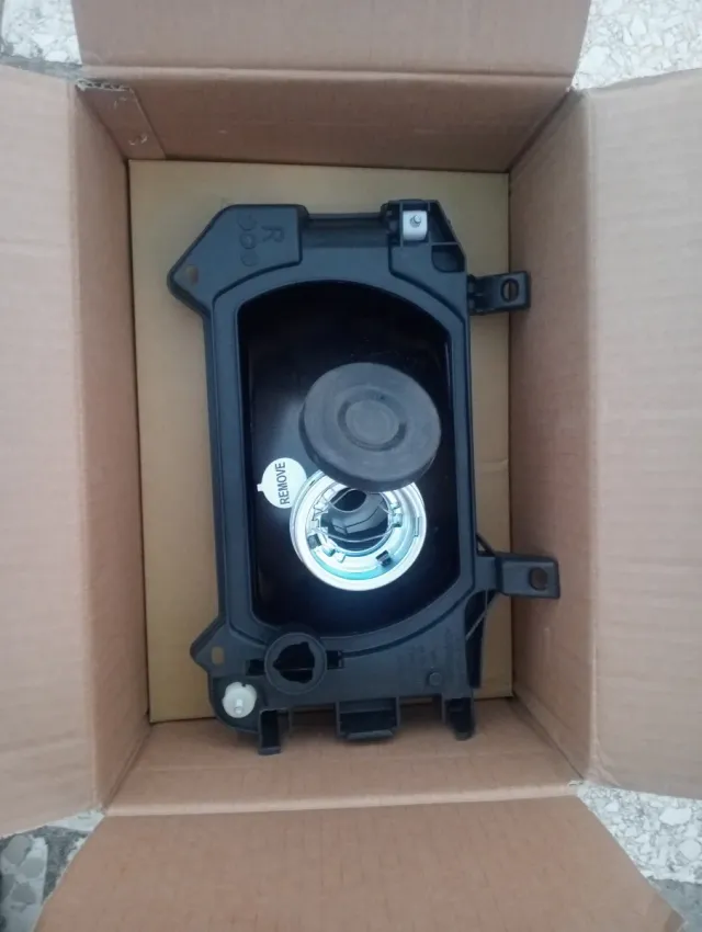 Faro derecho VW Transporter nuevo