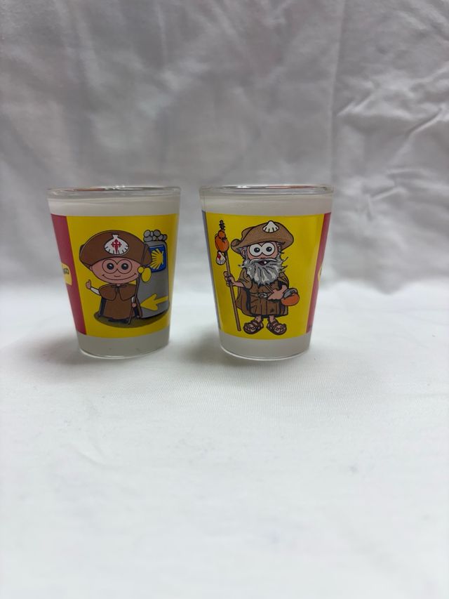 Vasos de chupito con dibujos
