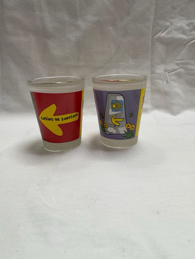 Vasos de chupito con dibujos