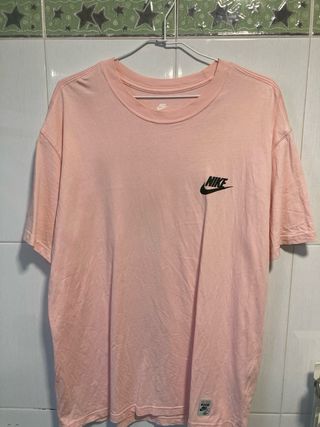 Camiseta Nike Rosa Estampada