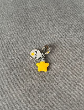 Charm Estrella Sparkle. Bañado en Plata. Nuevo