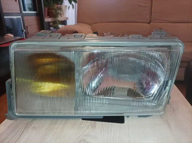 Faro Izquierdo Mercedes W201 Impecable Bosch