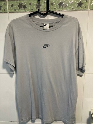 Camiseta Nike Gris Talla M