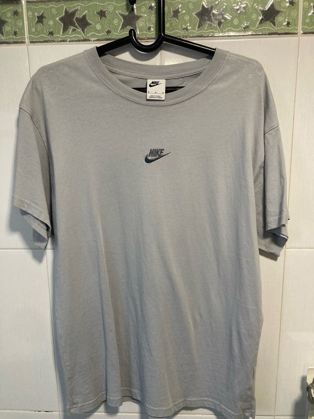 Camiseta Nike Gris Talla M