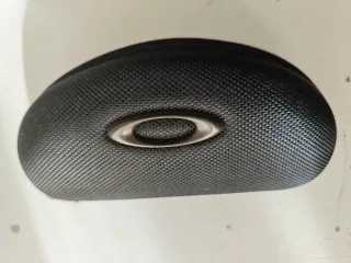 Gafas Oakley deportivas con funda original