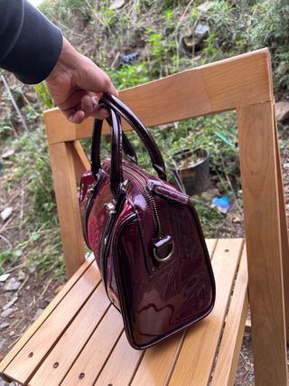 Bolso Desigual Rojo y Negro Charol