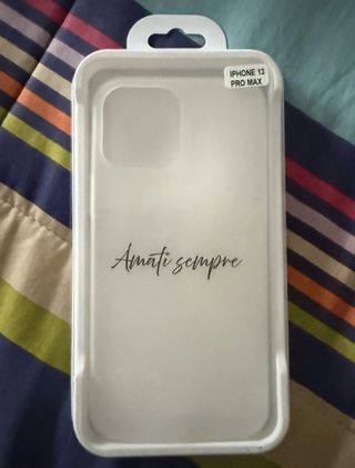 Cover iPhone 13 Pro Max “Amati sempre” di Ultimo.