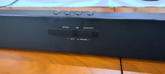 Soundbar LG SJ3 Preto