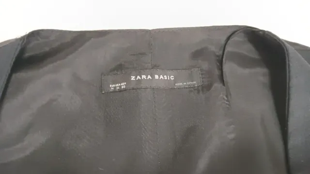 Elegante chaleco negro Zara