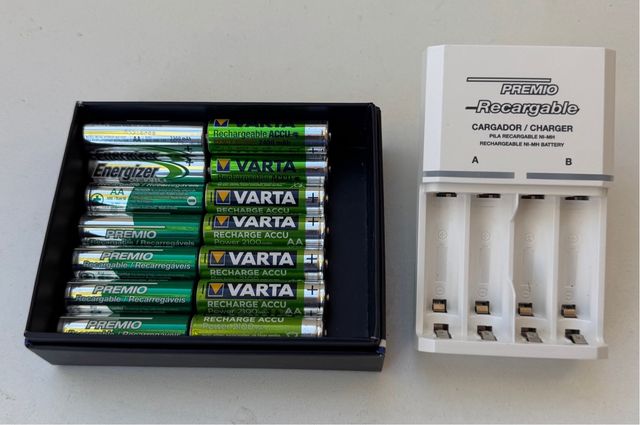 Cargador + Pilas AA Recargables 2100 - 2400 mAh