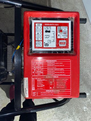 Generador Eléctrico Diésel ~7 kVA