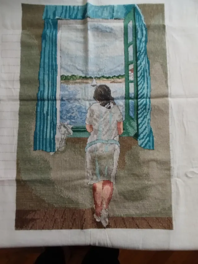 Punto de Cruz Mujer Ventana Mar