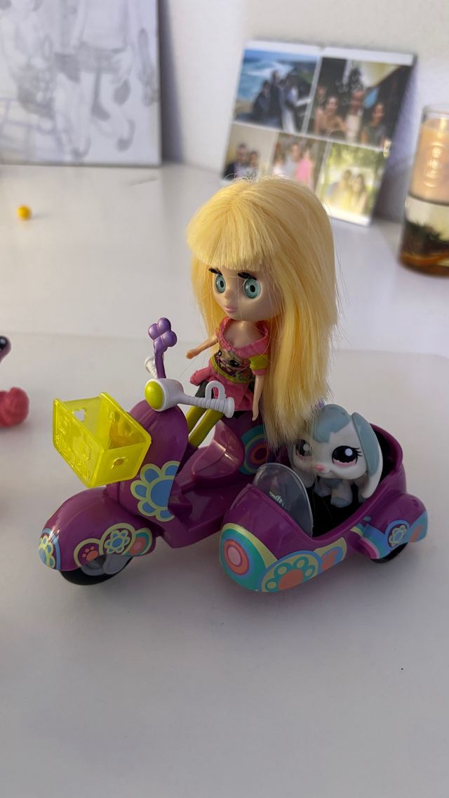 Moto con Sidecar y Muñeca Little Pet Shop