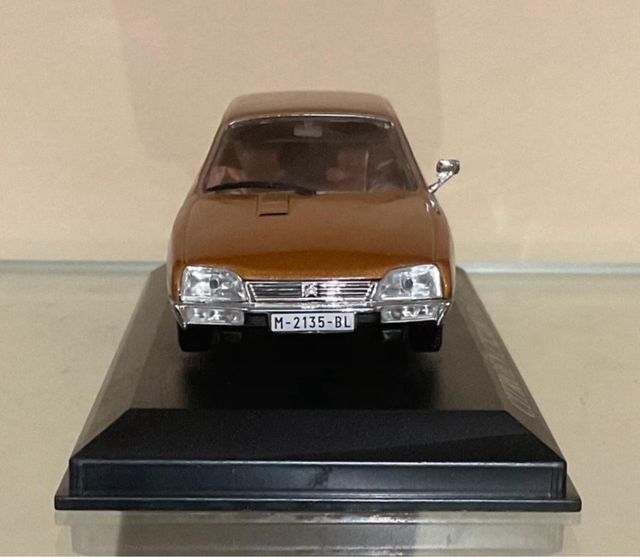 Citroën CX2400 Palas 1976 1:43