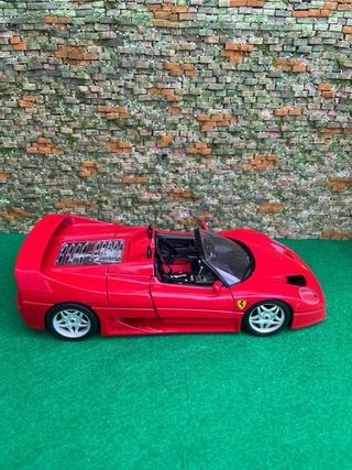 Ferrari F50 – Escala 1:18 – Maisto
