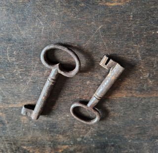 Coppia chiavi antiche ferro epoca '800
