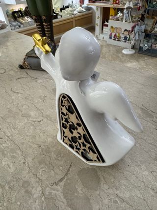 Angelo ceramica con led e stella