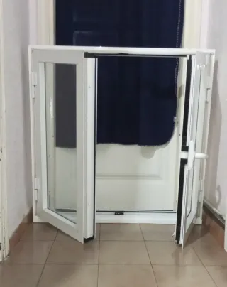 Ventana aluminio 90x90 cm