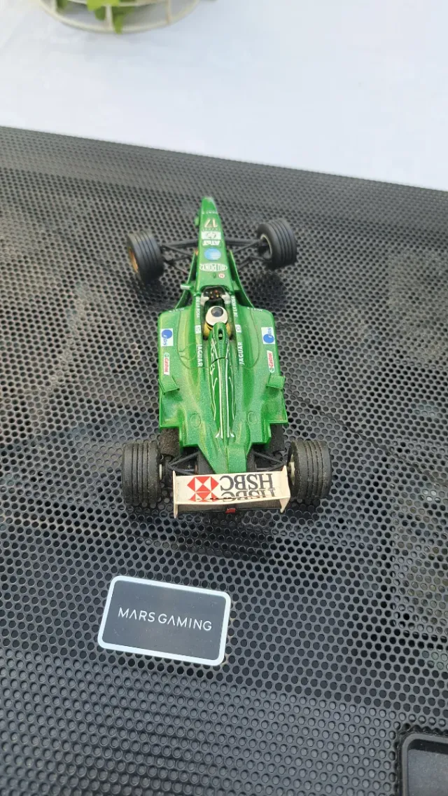 Jaguar F1 Scalextric