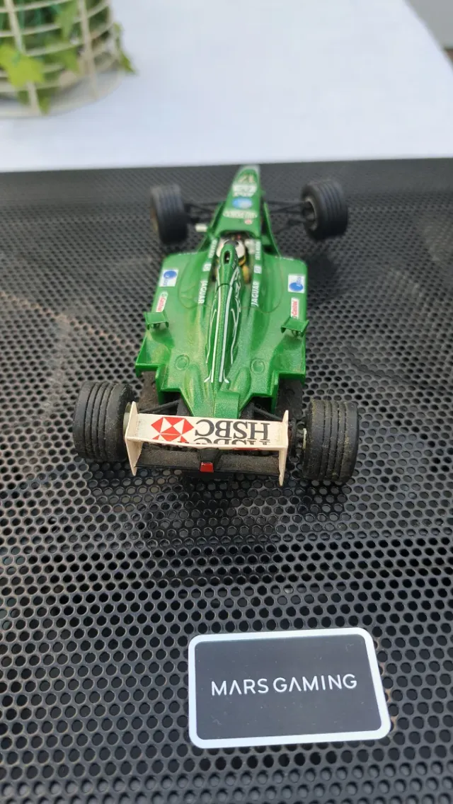 Jaguar F1 Scalextric