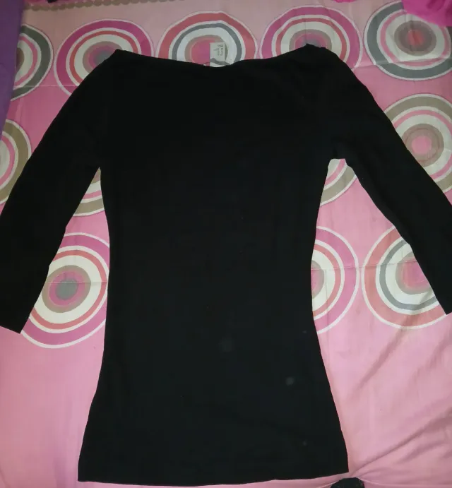 Camiseta H&M manga larga negra talla S