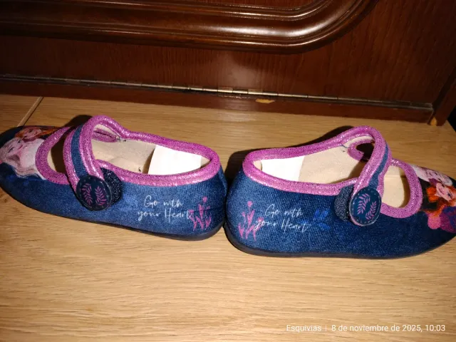 Pantuflas Frozen Talla 27 y 28 Niña