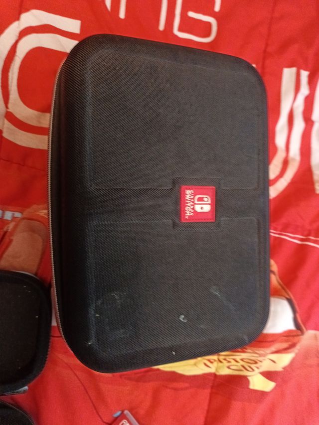 Nintendo Switch Azul y Rojo