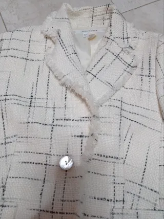 Traje chaqueta y falda blanco y negro