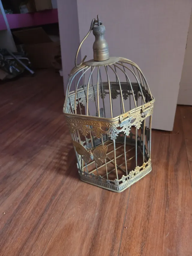 Jaula decorativa metal mariposa
