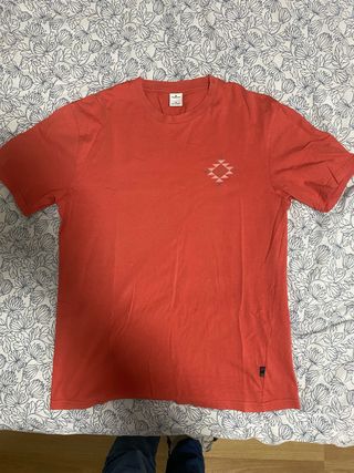 Camiseta naranja talla M