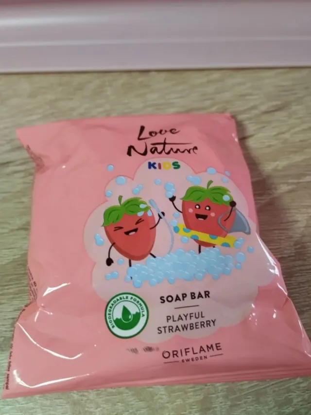 Jabón Oriflame Love Nature Kids Fresa