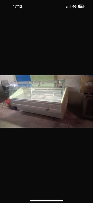 Vitrina expositora 2m positiva