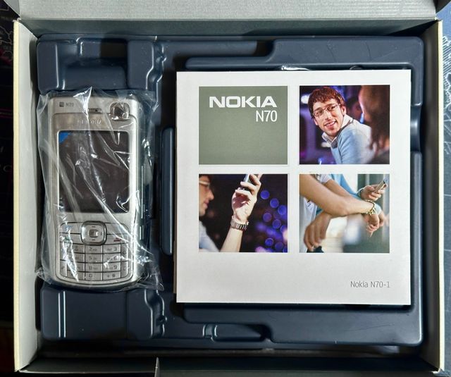 Nokia N70 Teléfono Móvil Plata