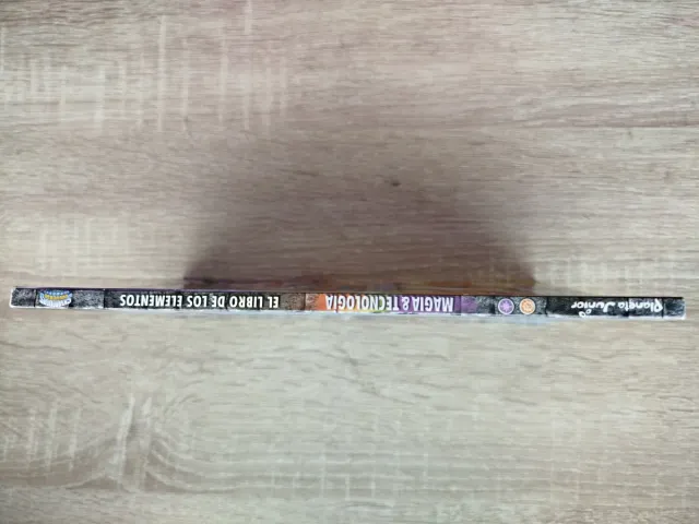 Skylanders. El libro de los elementos. Magia y ...