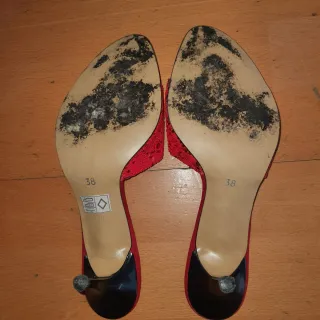 Zapatos tacón fino rojos abiertos talla 38
