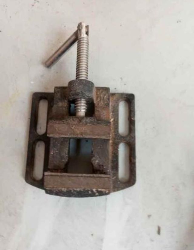 MINI PRENSA DE BANCO